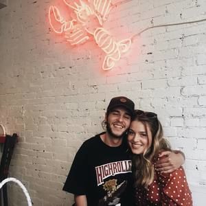 Meet your Posher, Noelle